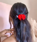 10.1. Mini Scrunchie Rojo